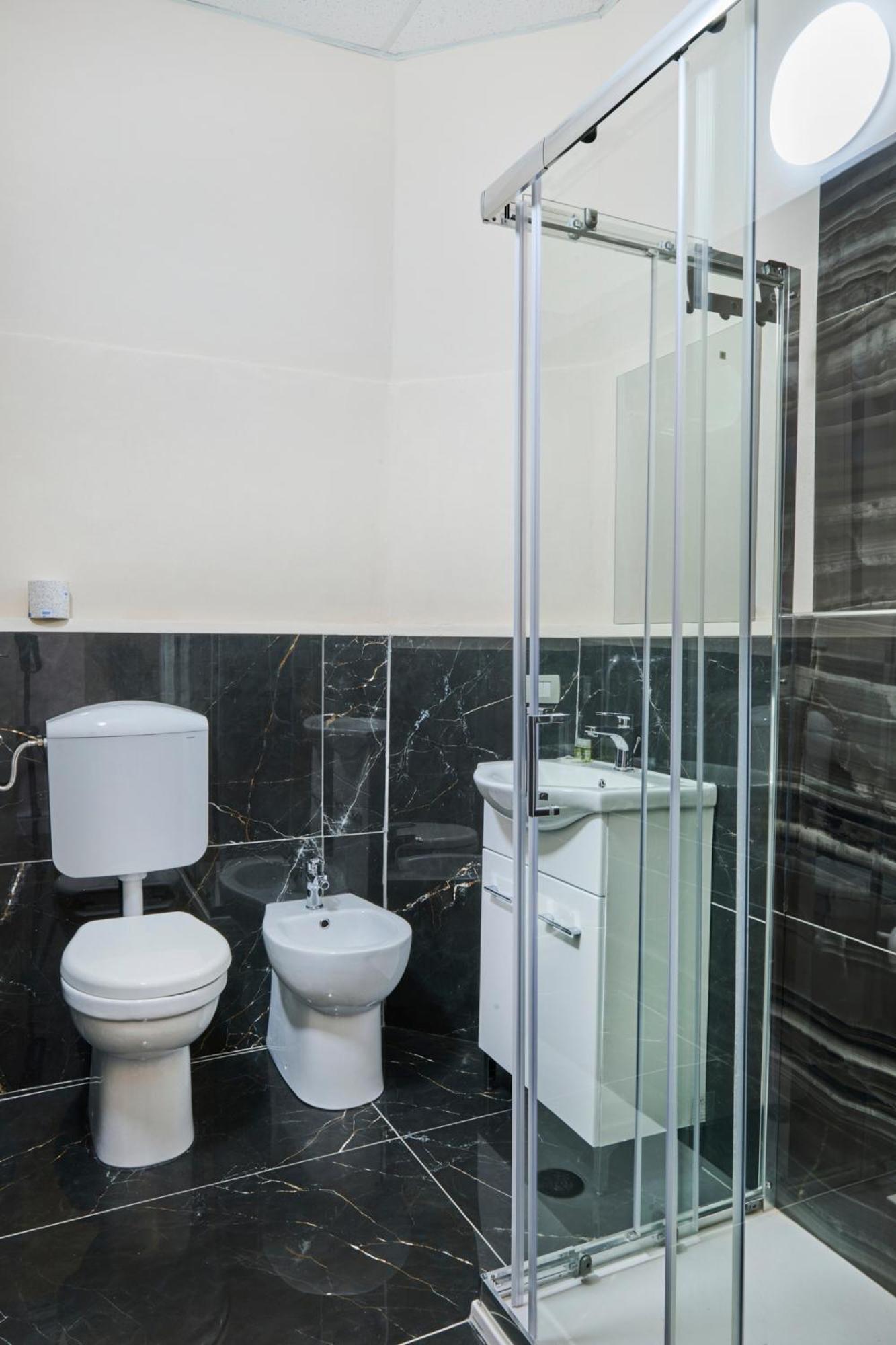 Cattaleya Rooms Флоренция Екстериор снимка