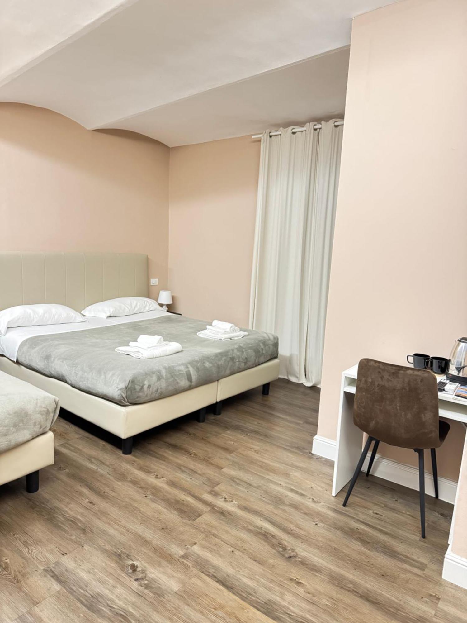 Cattaleya Rooms Флоренция Екстериор снимка