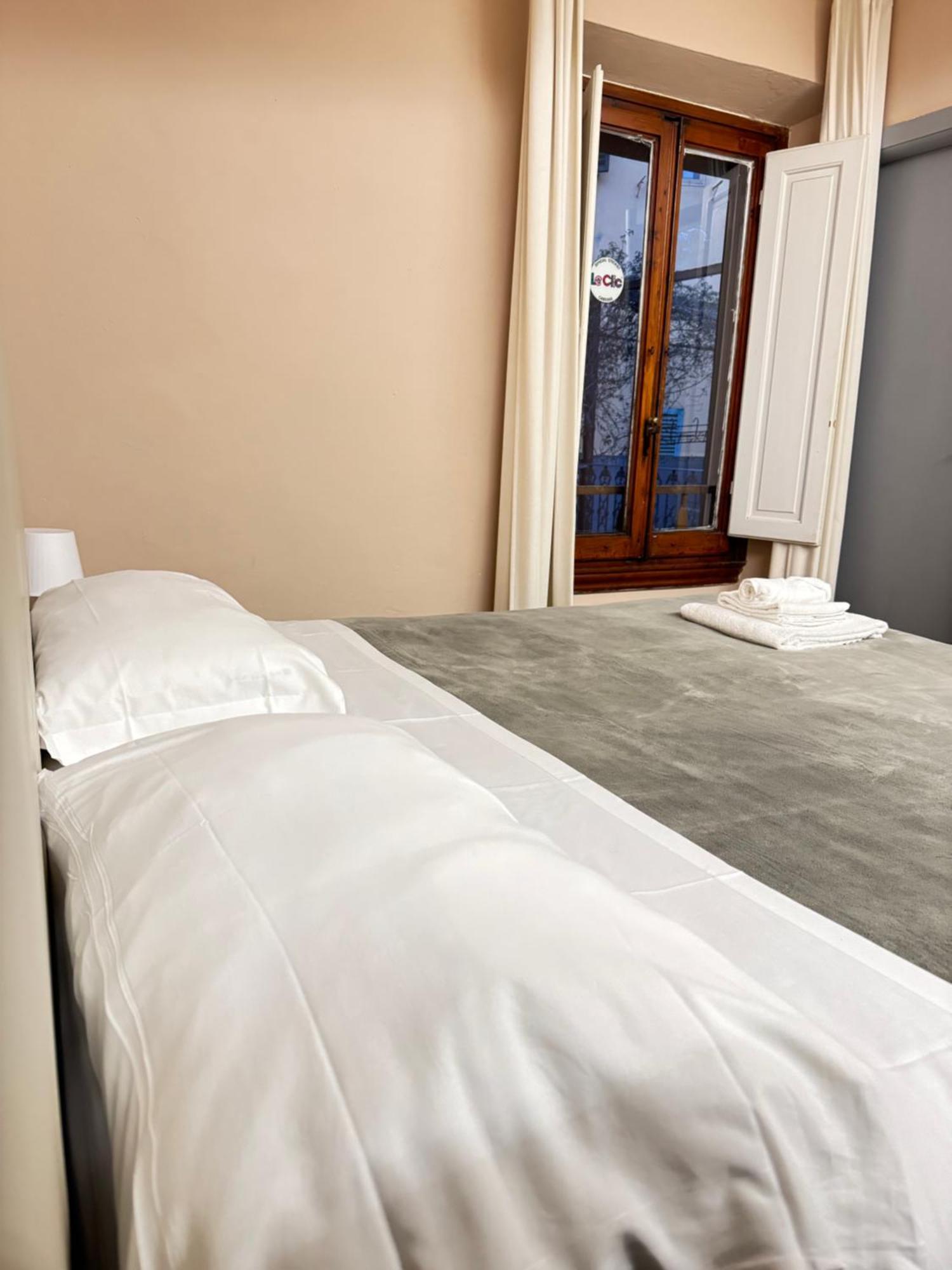 Cattaleya Rooms Флоренция Екстериор снимка